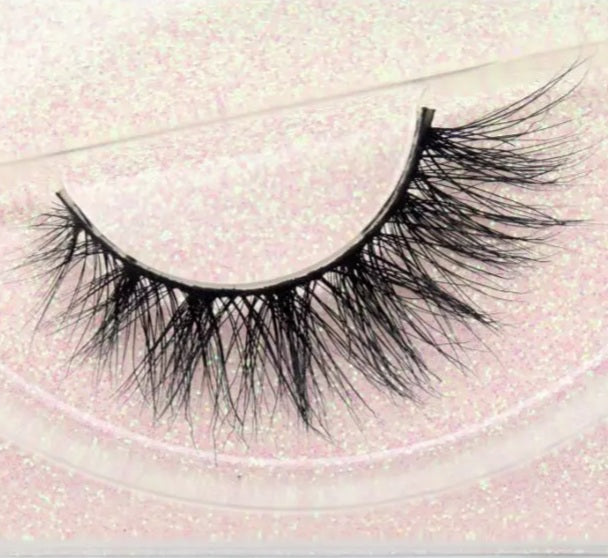 Cruelty Free Mink Lashes Yatchlife - Beau Bakers Co 