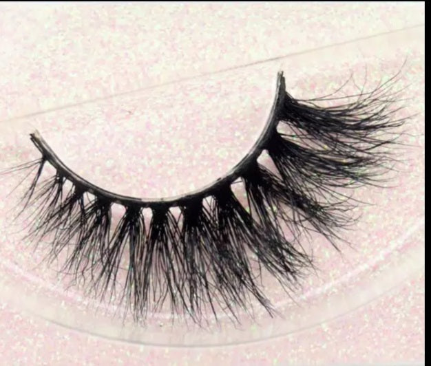 Cruelty Free Mink Lashes Luxe - Beau Bakers Co 